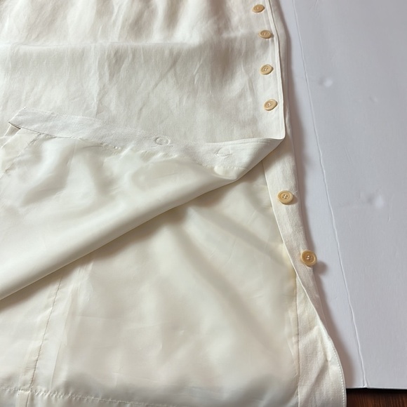 Jones New York Formal 72% silk , 28% linen cream maxi dress with button details - Picture 8 of 14